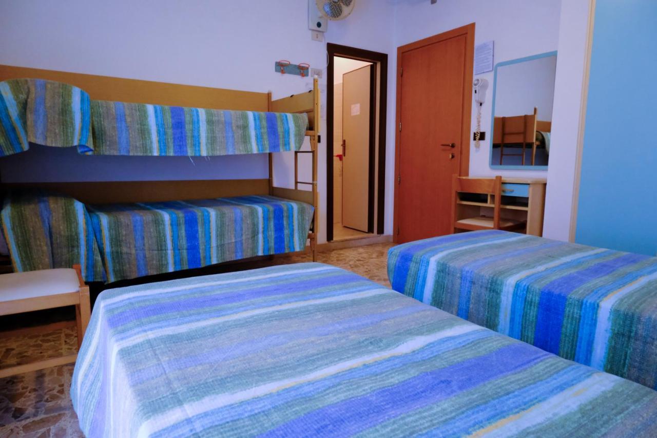 Hotel Chiara Rimini Dış mekan fotoğraf